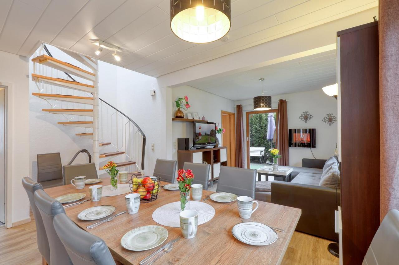 Seepark Kirchheim Ferienhaus Bei Diane Mit Sauna Екстериор снимка