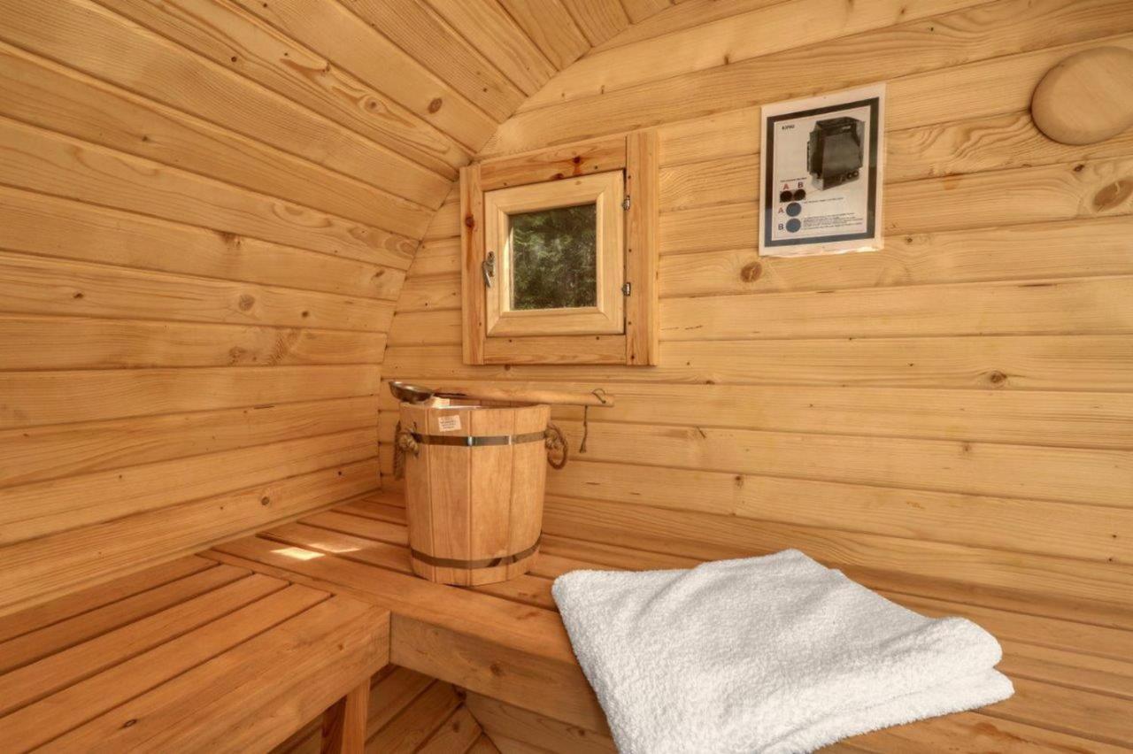Seepark Kirchheim Ferienhaus Bei Diane Mit Sauna Екстериор снимка