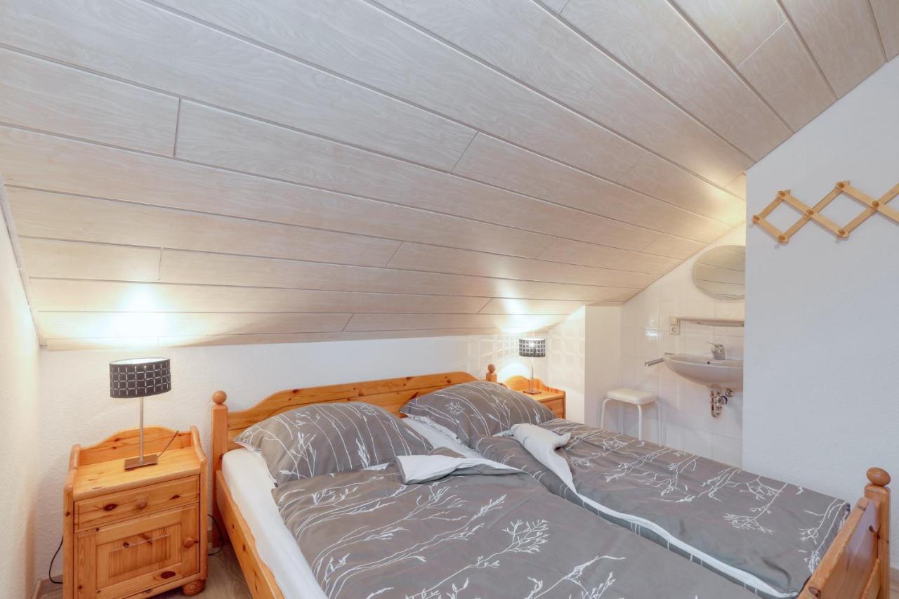 Seepark Kirchheim Ferienhaus Bei Diane Mit Sauna Екстериор снимка